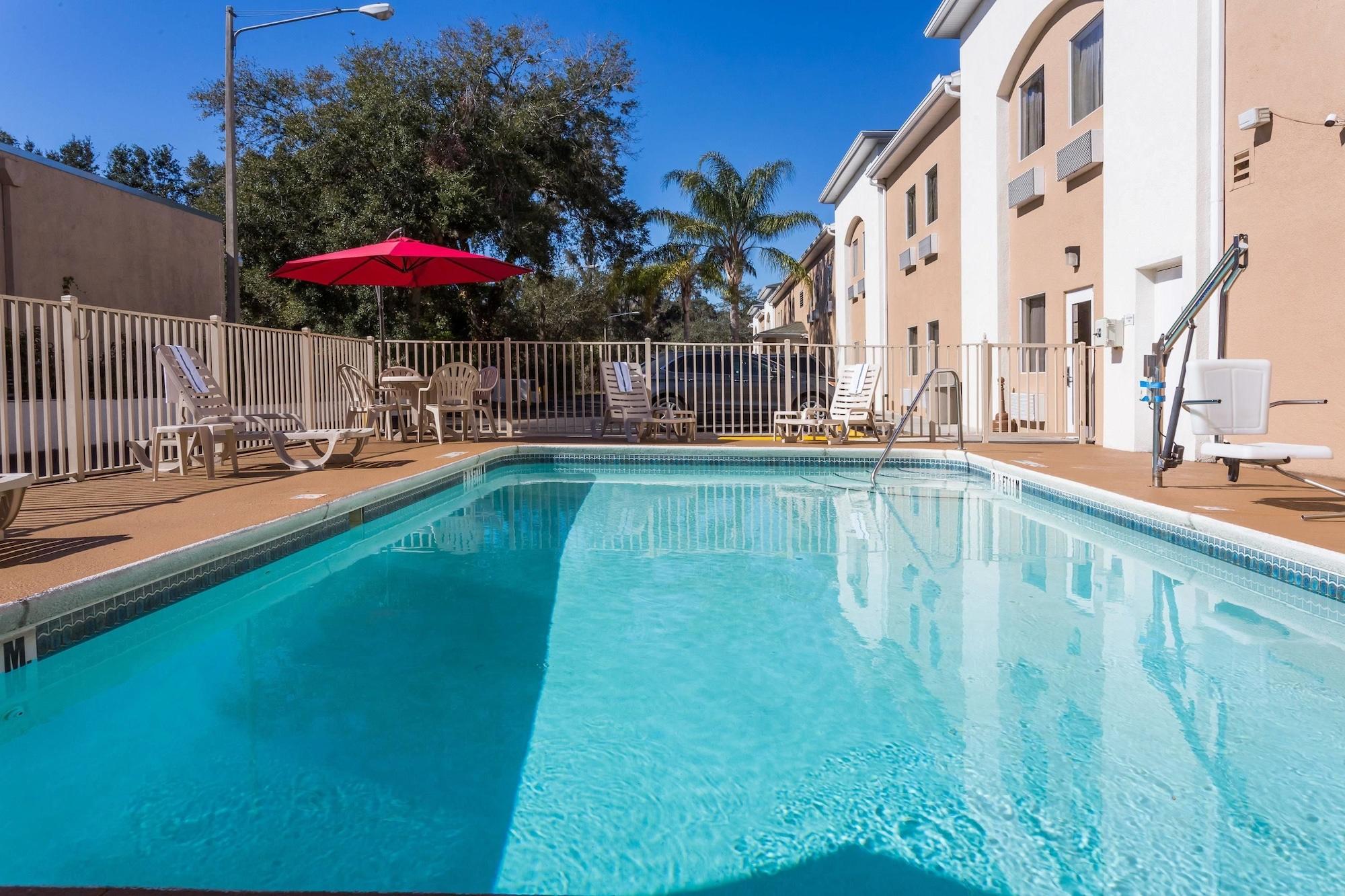 Quality Inn Zephyrhills-Dade City Eksteriør bilde