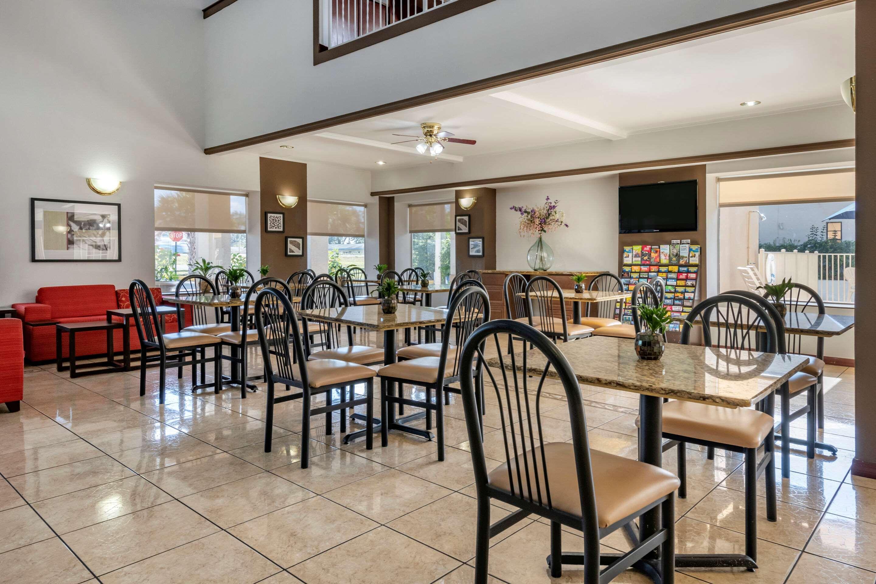 Quality Inn Zephyrhills-Dade City Eksteriør bilde