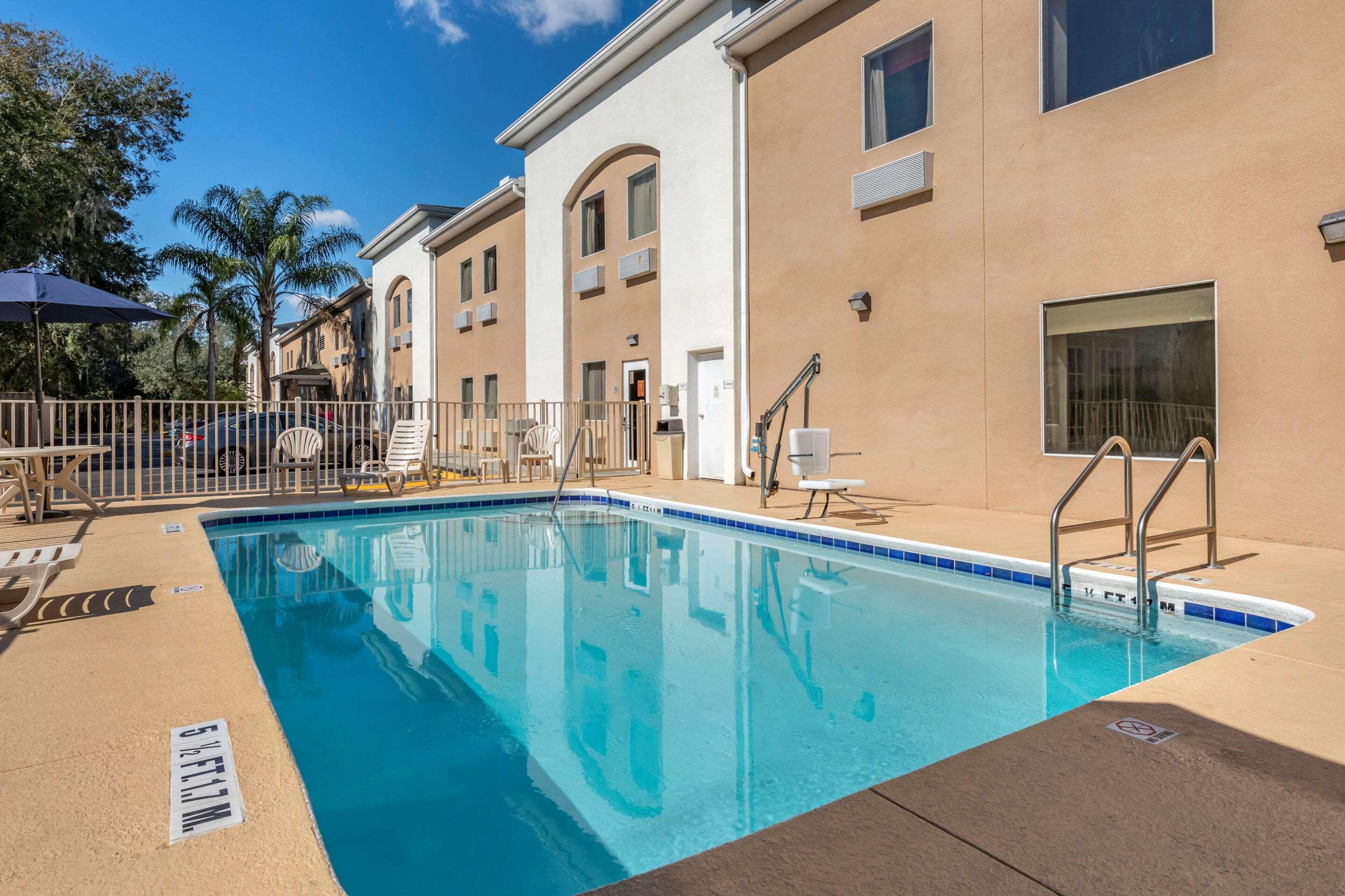Quality Inn Zephyrhills-Dade City Eksteriør bilde