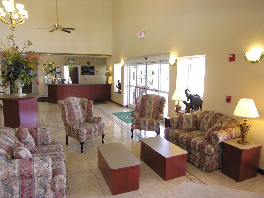 Quality Inn Zephyrhills-Dade City Interiør bilde
